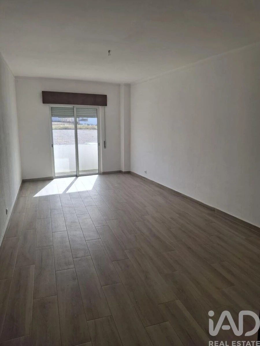 Apartamento T4 para Venda em Olhão Foto 15