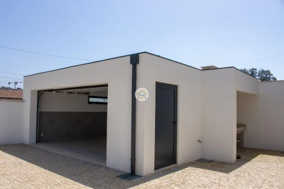 Moradia T3 para Venda em Moreira