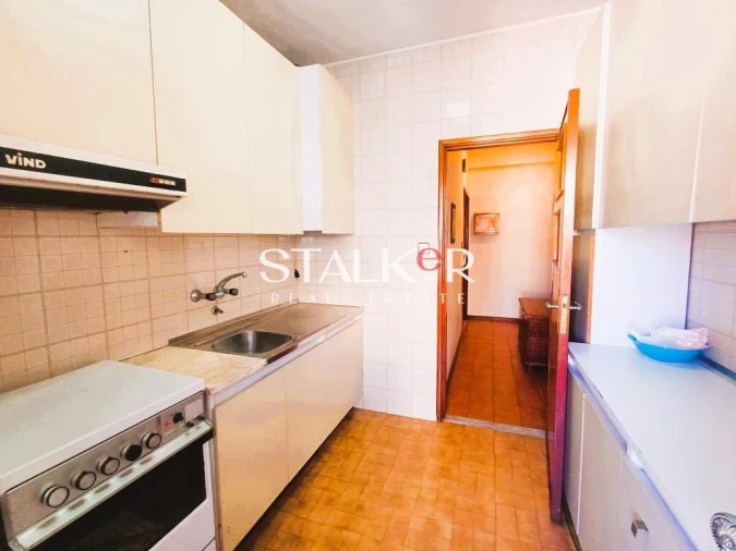 Apartamento T2 para Venda em Espinho Foto 3