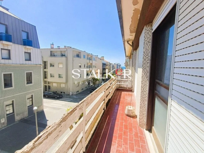 Apartamento T2 para Venda em Espinho Foto 12