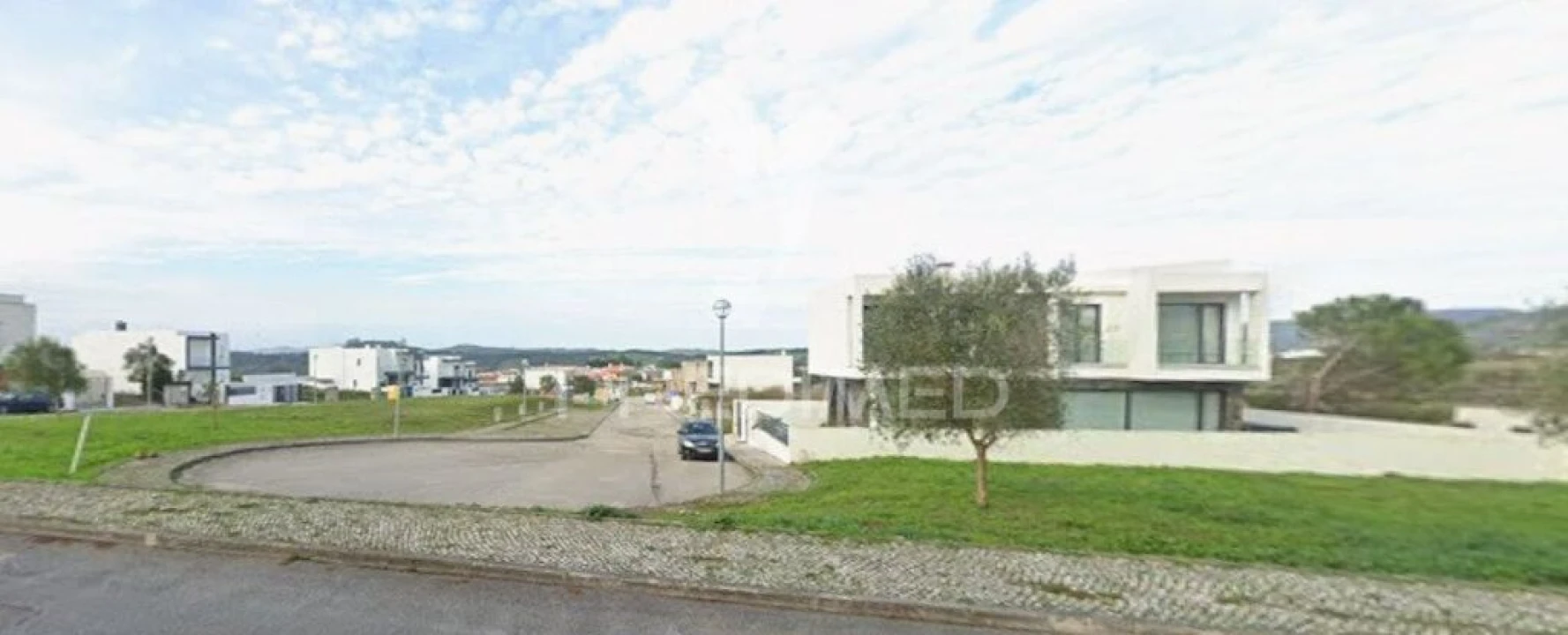 Terreno para Venda em Arranho Foto 1
