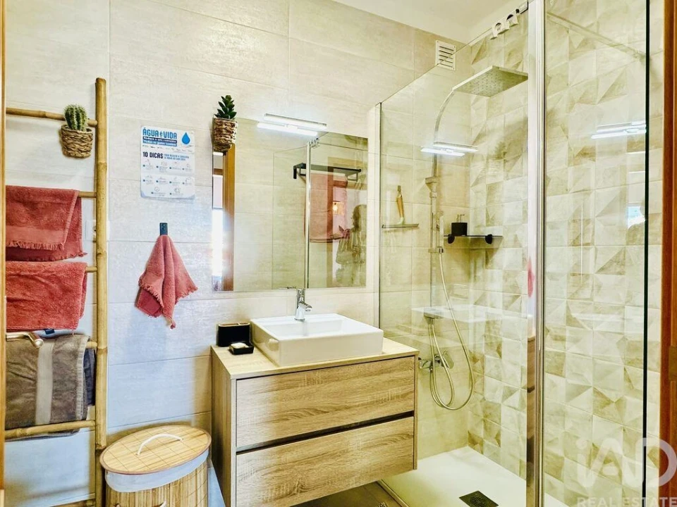 Apartamento T3 para Arrendamento em Portimão Foto 22
