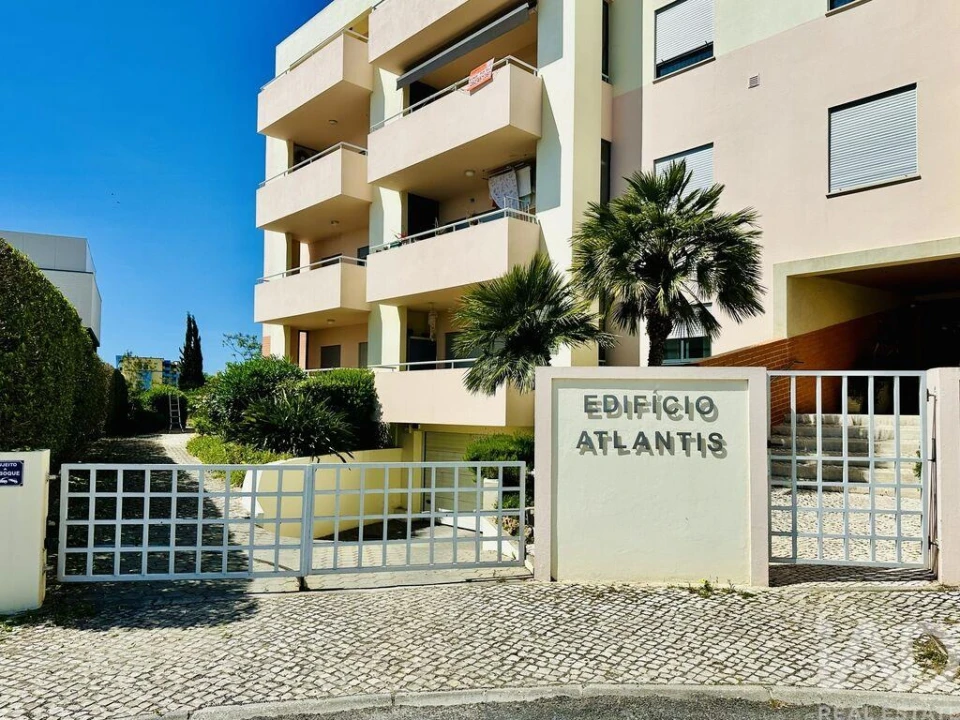 Apartamento T3 para Arrendamento em Portimão Foto 2