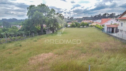 Terreno para Venda em Barrô e Aguada de Baixo