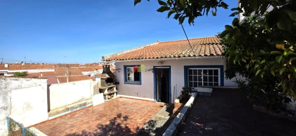 Moradia T3 para Venda em Albernoa e Trindade