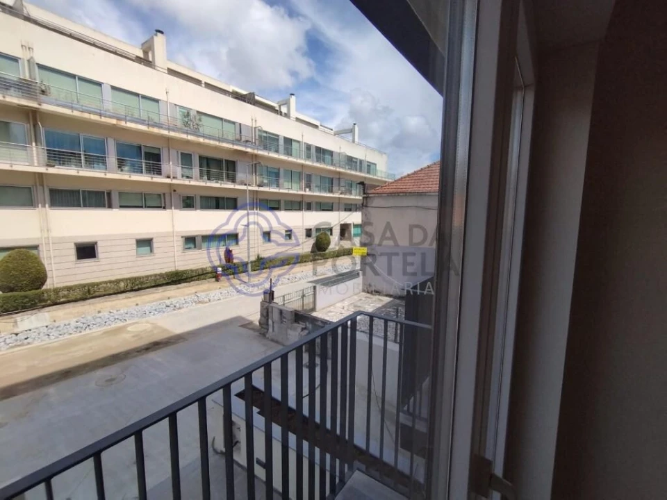 Apartamento T1 para Venda em Ramalde Foto 8
