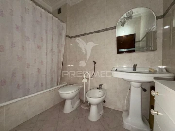 Apartamento T4 para Venda em Alhos Vedros
