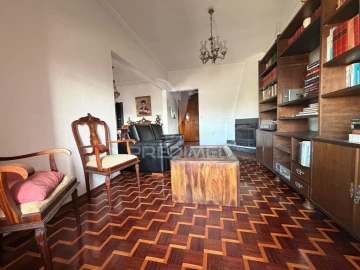 Apartamento T4 para Venda em Alhos Vedros
