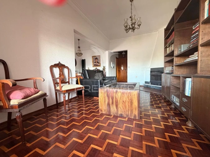 Apartamento T4 para Venda em Alhos Vedros Foto 7