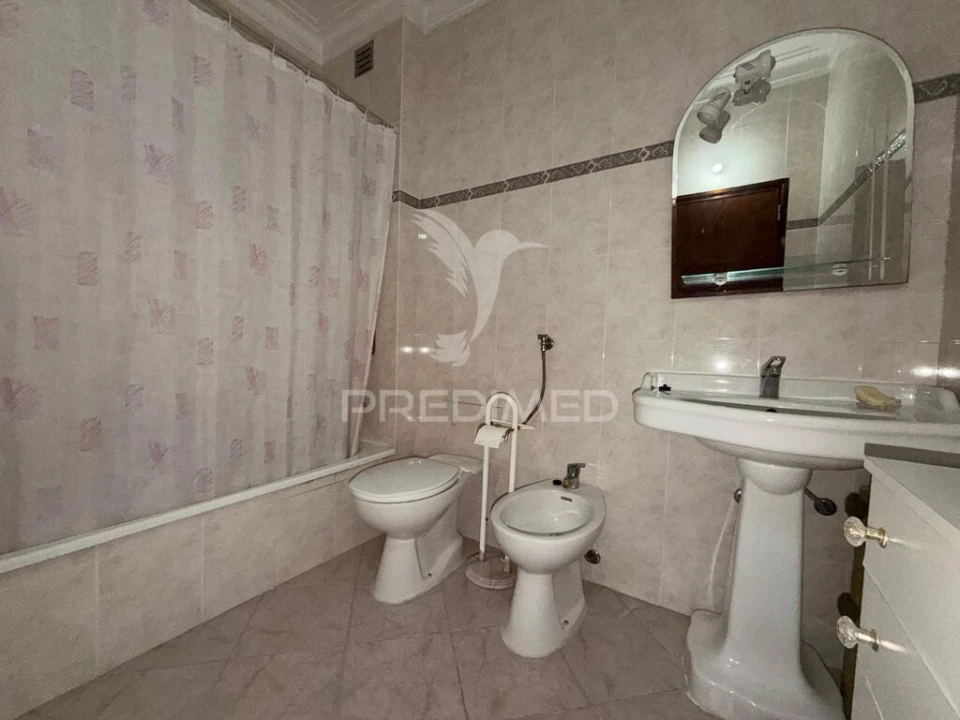Apartamento T4 para Venda em Alhos Vedros Foto 13