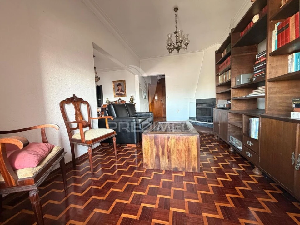 Apartamento T4 para Venda em Alhos Vedros Foto 4