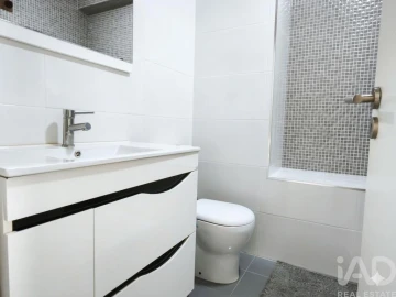 Apartamento T3 para Venda em Vila Praia de Ancora