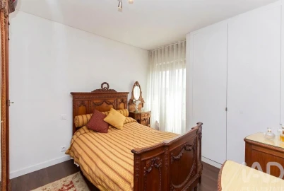 Apartamento T4 para Venda em Aldoar, Foz do Douro e Nevogilde