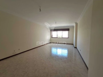 Apartamento T2 para Venda em Algueirão-Mem Martins