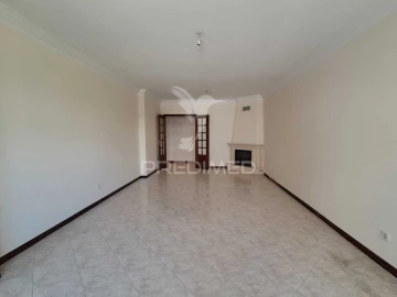 Apartamento T2 para Venda em Algueirão-Mem Martins