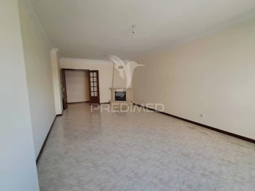 Apartamento T2 para Venda em Algueirão-Mem Martins