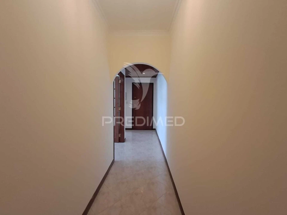 Apartamento T2 para Venda em Algueirão-Mem Martins Foto 15