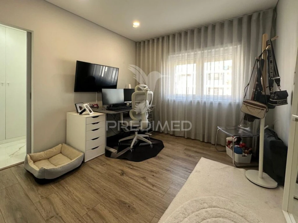 Apartamento T2 para Venda em Setubal (São Sebastião) Foto 1