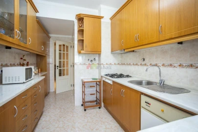 Apartamento T3 para Venda em Alfragide