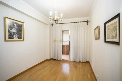 Apartamento T3 para Venda em Alfragide