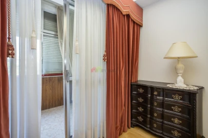 Apartamento T3 para Venda em Alfragide