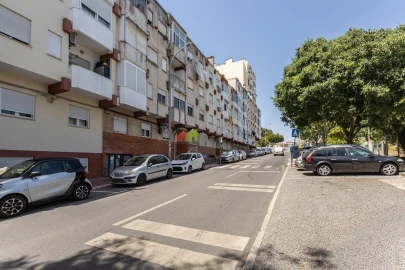 Apartamento T3 para Venda em Alfragide