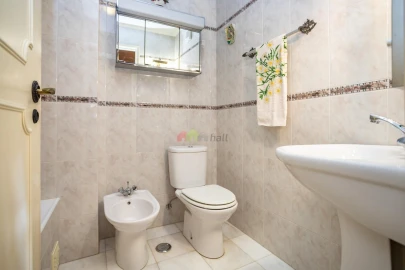 Apartamento T3 para Venda em Alfragide