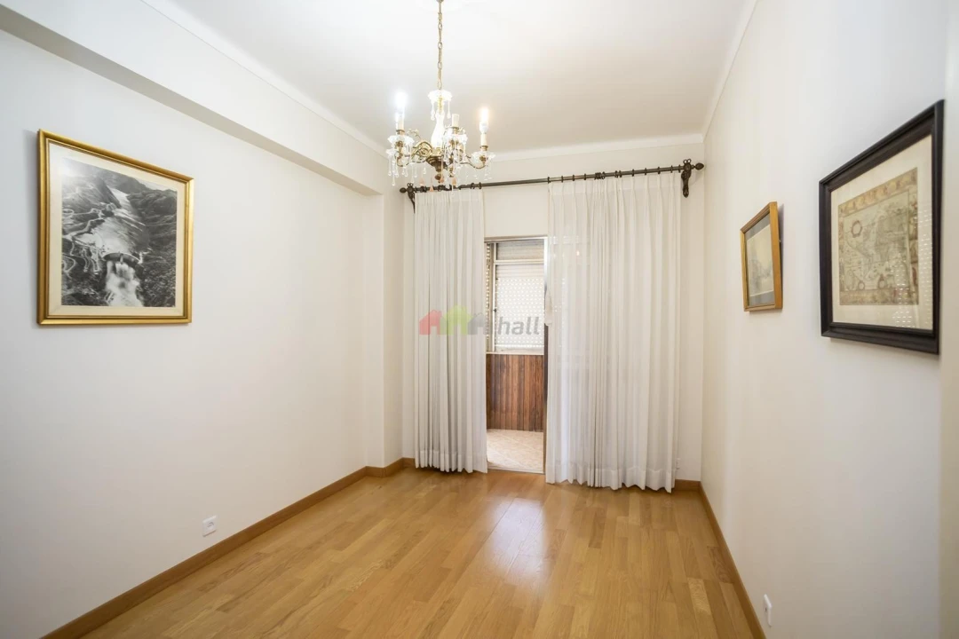Apartamento T3 para Venda em Alfragide Foto 21