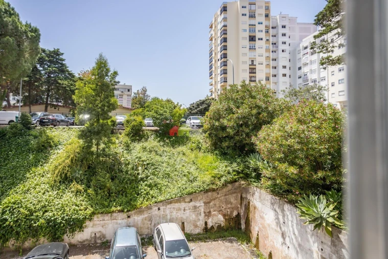Apartamento T3 para Venda em Alfragide Foto 19