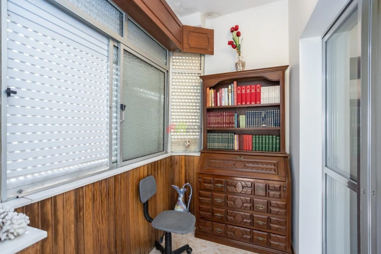 Apartamento T3 para Venda em Alfragide Foto 17