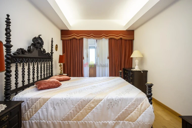 Apartamento T3 para Venda em Alfragide Foto 23