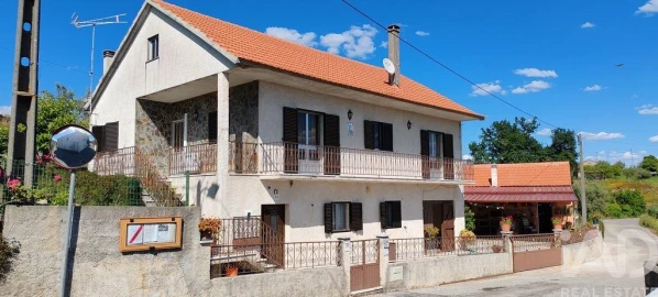Moradia T5 para Venda em Graça