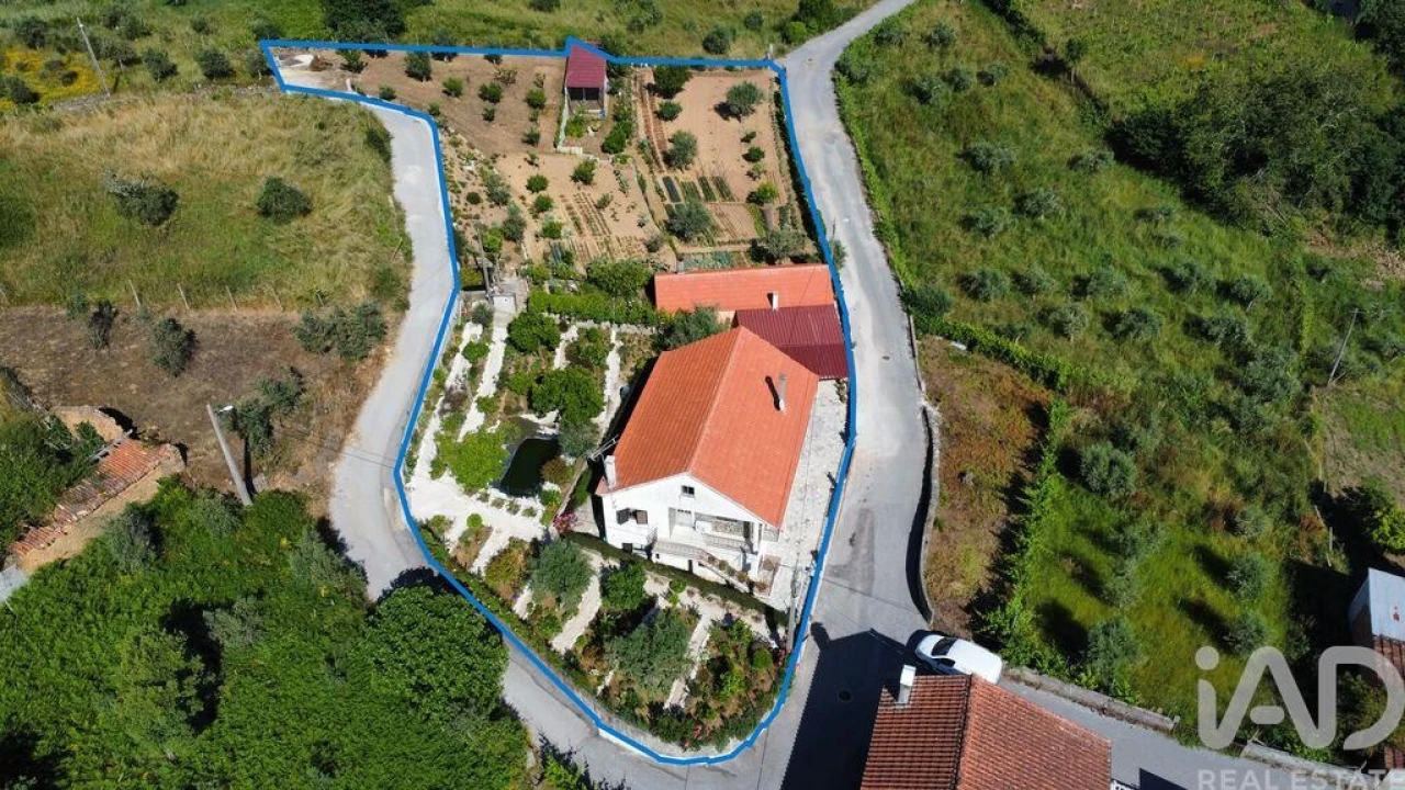 Moradia T5 para Venda em Graça Foto 5