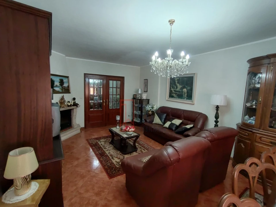 Apartamento T2 para Venda em Mafamude e Vilar do Paraíso Foto 2