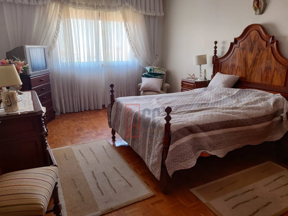 Apartamento T2 para Venda em Mafamude e Vilar do Paraíso Foto 12