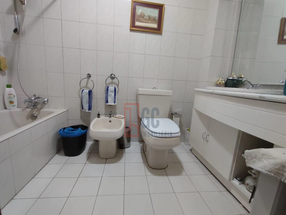 Apartamento T2 para Venda em Mafamude e Vilar do Paraíso Foto 15
