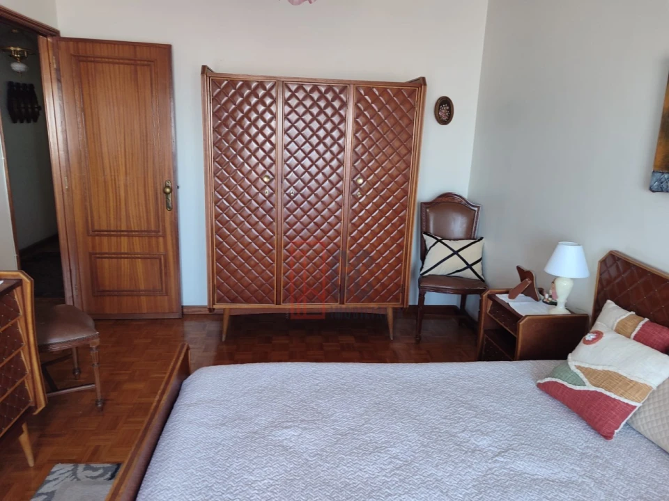Apartamento T2 para Venda em Mafamude e Vilar do Paraíso Foto 17
