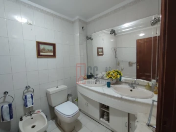 Apartamento T2 para Venda em Mafamude e Vilar do Paraíso
