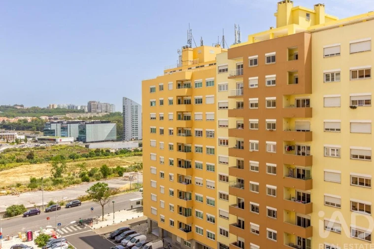 Apartamento para Venda em Carnaxide e Queijas Foto 28