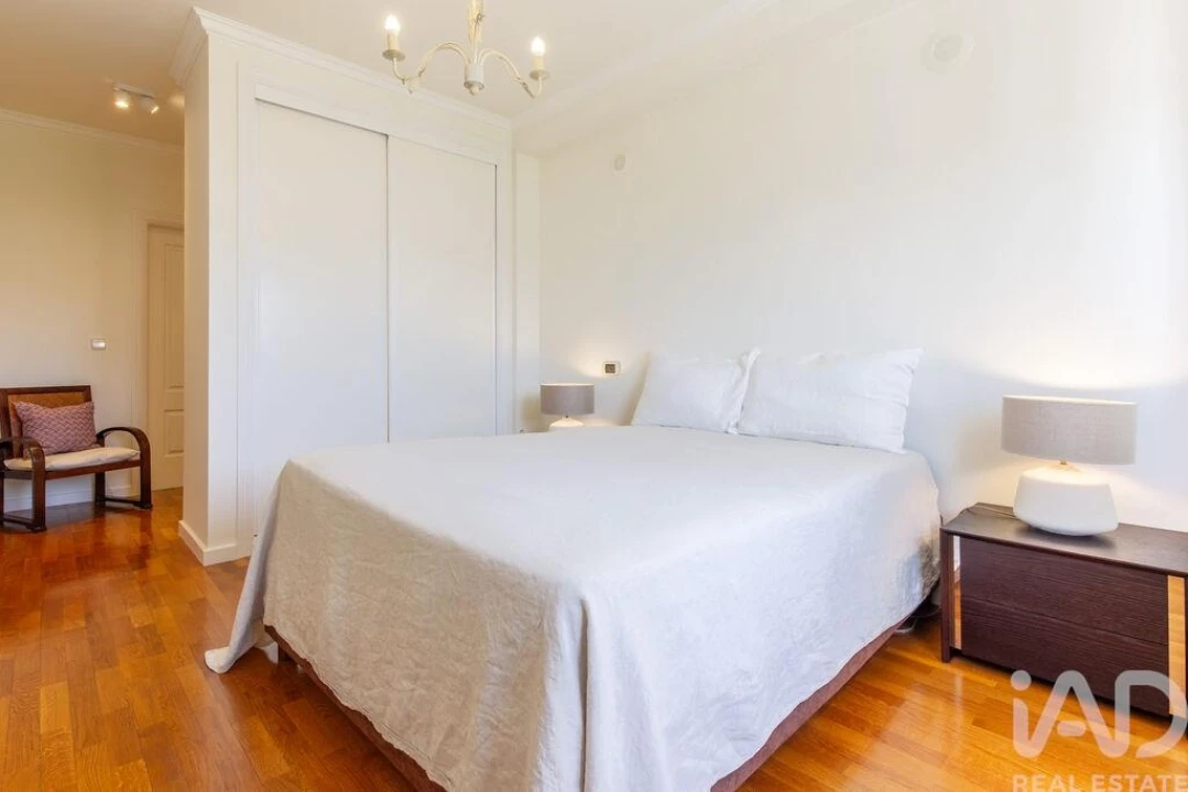 Apartamento para Venda em Carnaxide e Queijas Foto 12