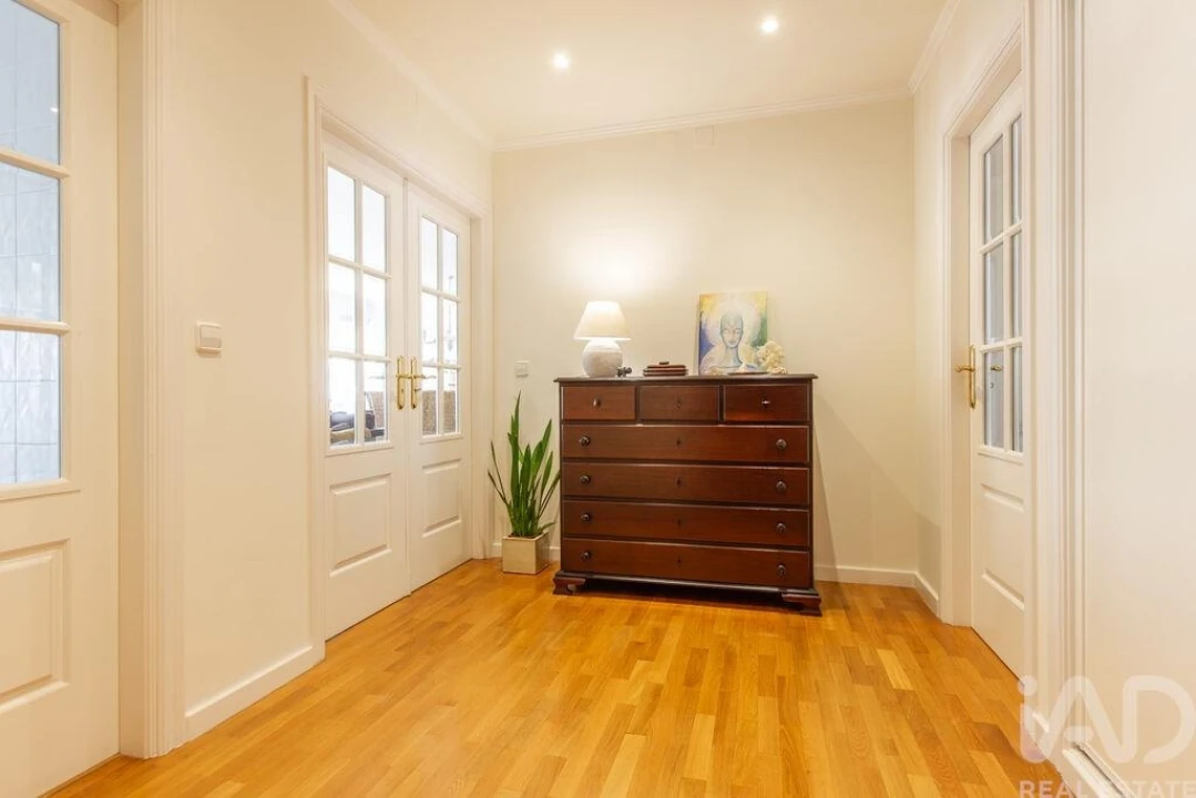 Apartamento para Venda em Carnaxide e Queijas Foto 3
