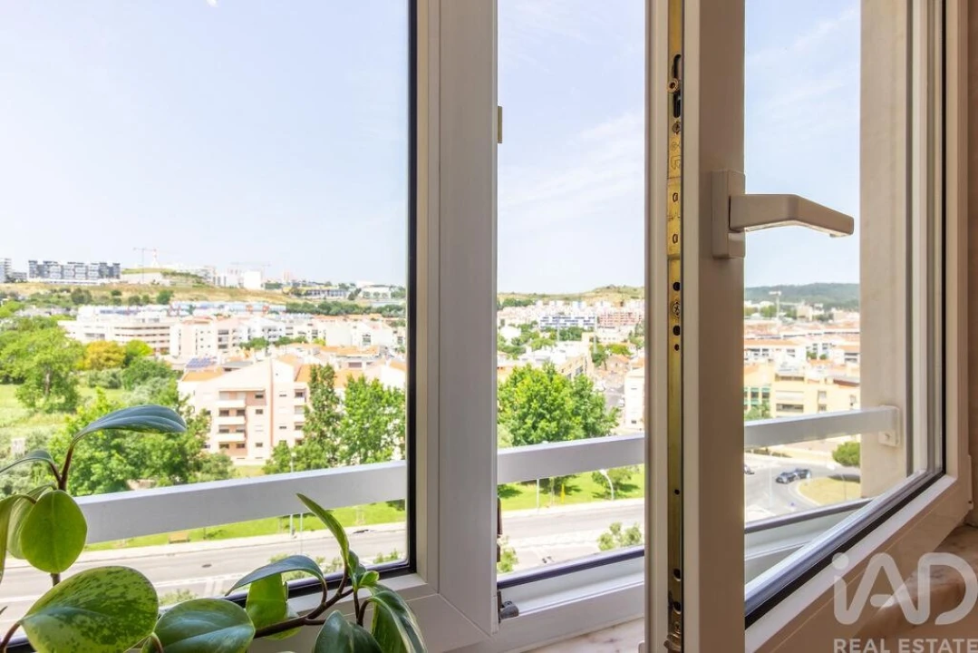 Apartamento para Venda em Carnaxide e Queijas Foto 17