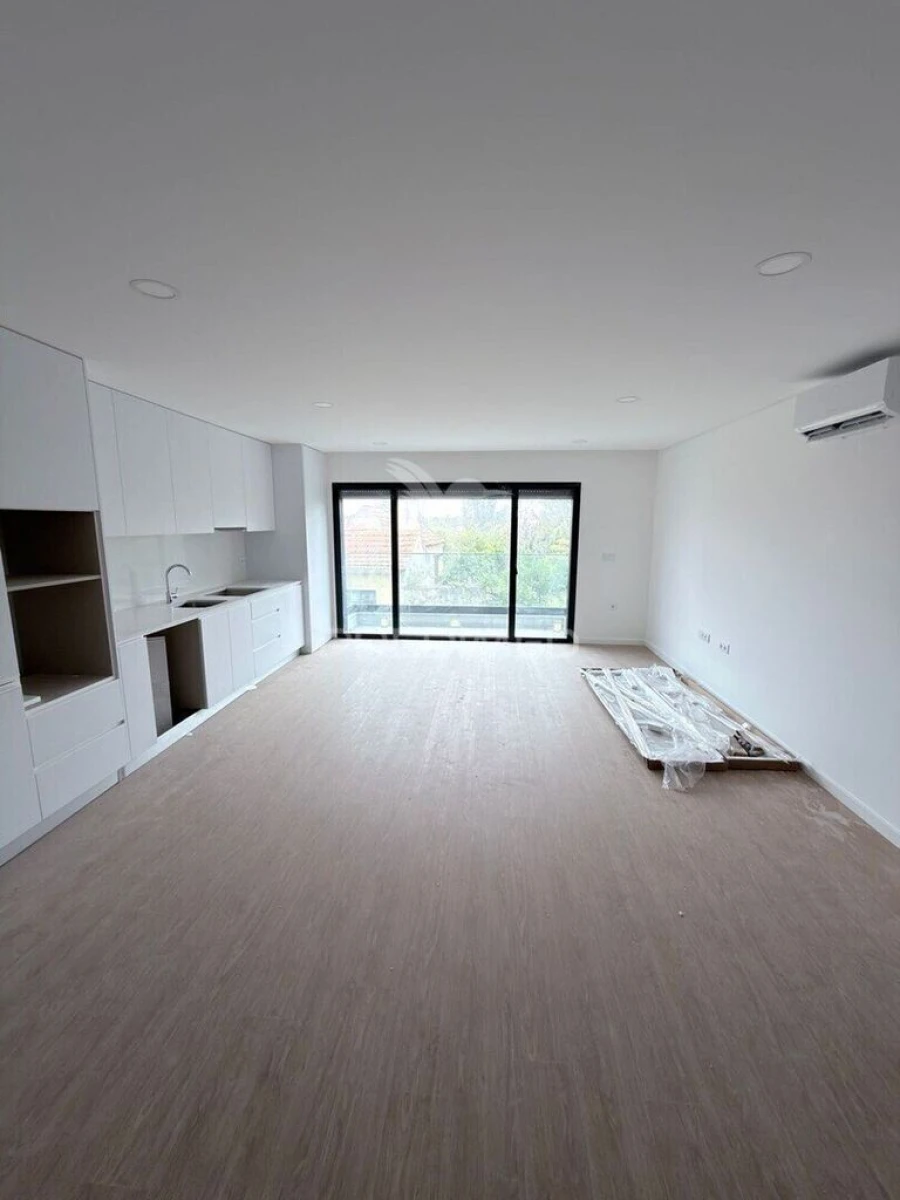 Apartamento T2 para Venda em Esgueira Foto 5