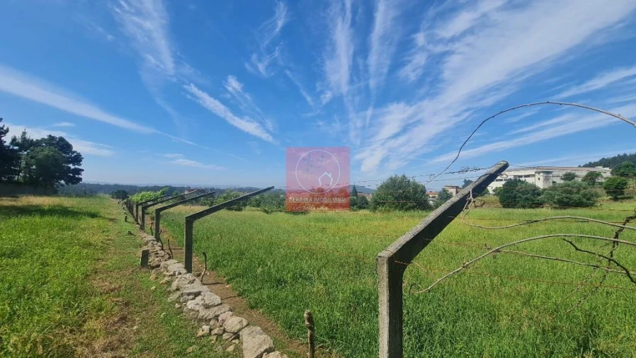 Quinta T5 para Venda em Creixomil e Mariz Foto 4