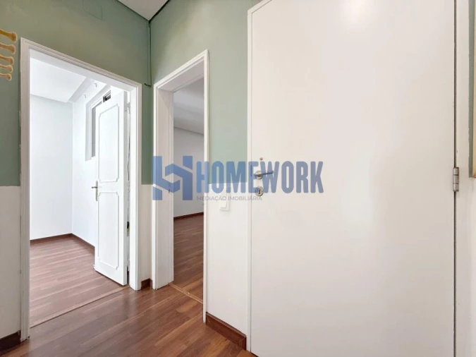 Apartamento T1 para Venda em Camarate, Unhos e Apelação Foto 11