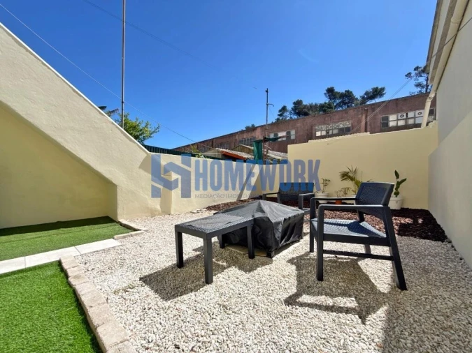 Apartamento T1 para Venda em Camarate, Unhos e Apelação Foto 26