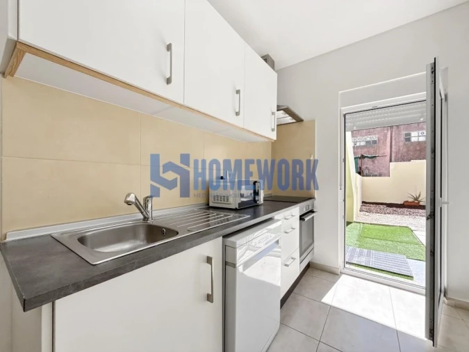 Apartamento T1 para Venda em Camarate, Unhos e Apelação Foto 15
