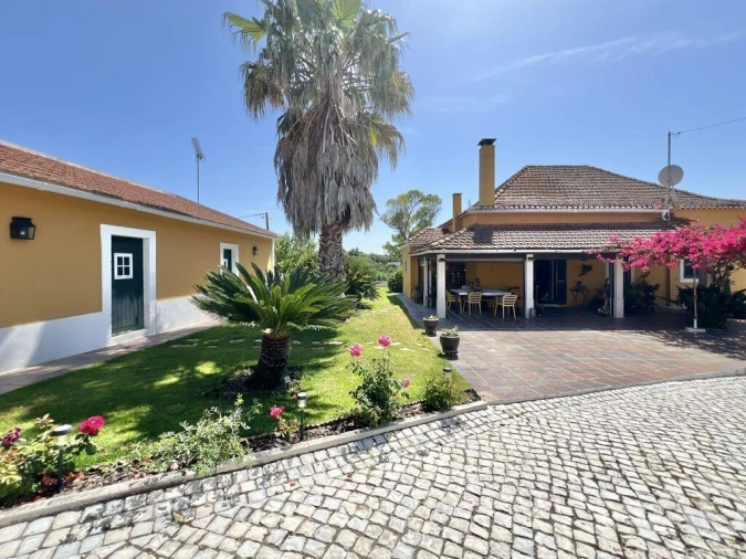 Quinta T4 para Venda em Achete, Azoia de Baixo e Póvoa de Santarém Foto 37