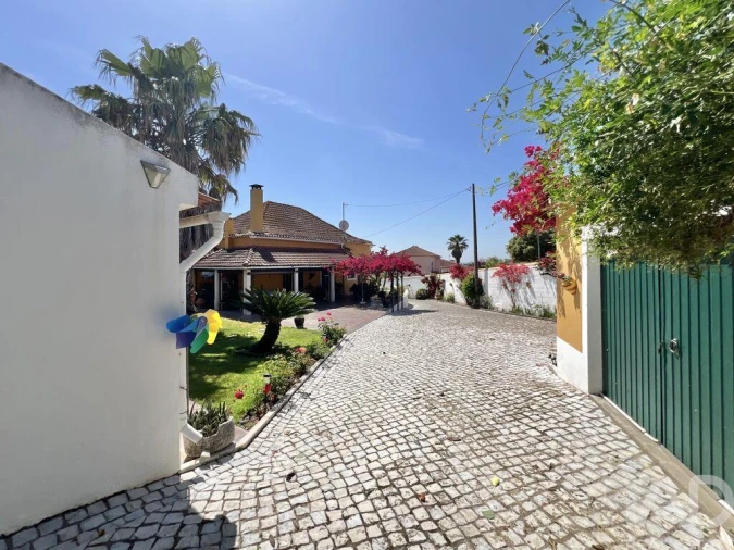 Quinta T4 para Venda em Achete, Azoia de Baixo e Póvoa de Santarém Foto 14