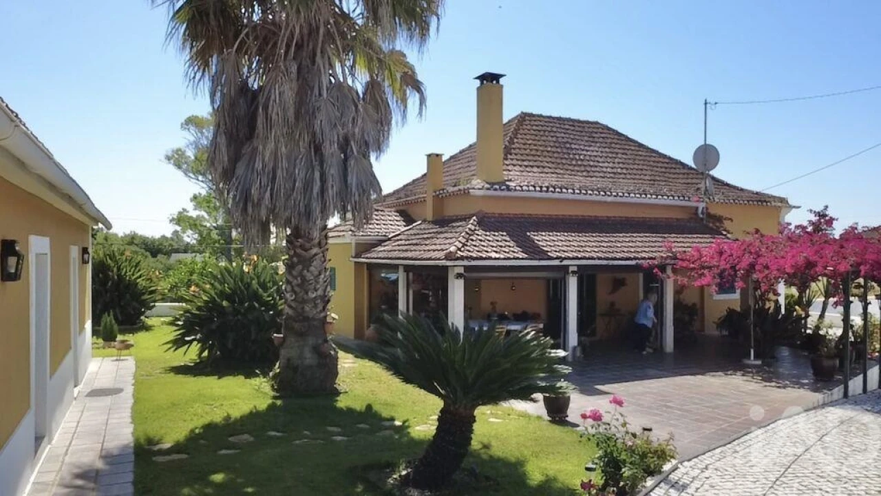 Quinta T4 para Venda em Achete, Azoia de Baixo e Póvoa de Santarém Foto 3